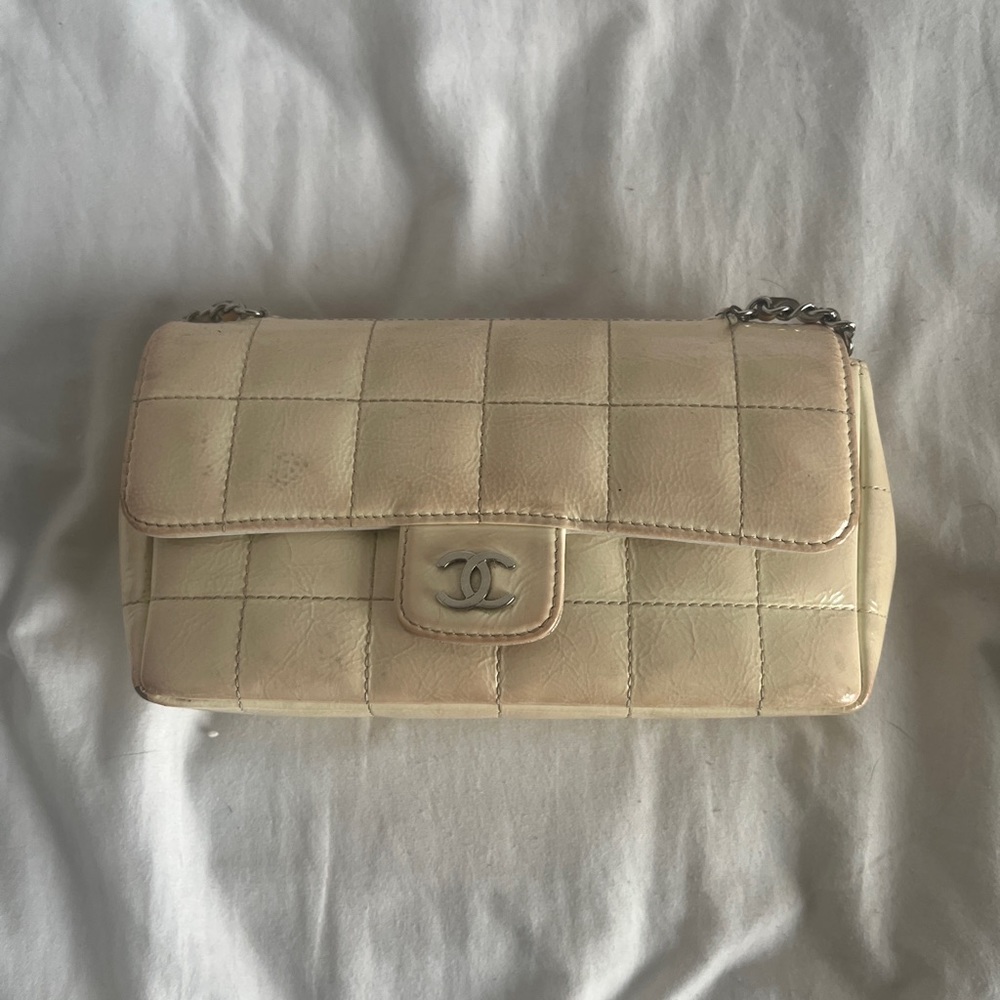 Chanel Camellia Flap Bag Quilted Lambskin Mini